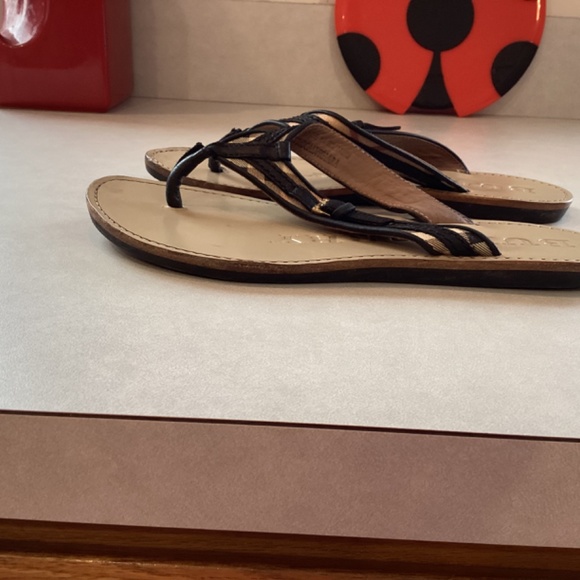 Burberry flats - Picture 3 of 6